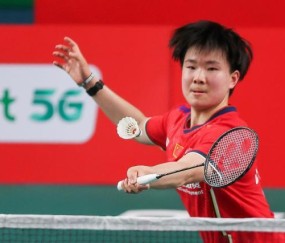 何冰娇止步亚锦赛八强 新赛季表现仍令人眼前一亮