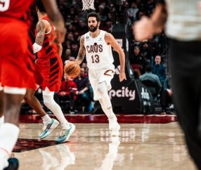 8868体育-时隔380天重返赛场 卢比奥10分钟9分顺利起航